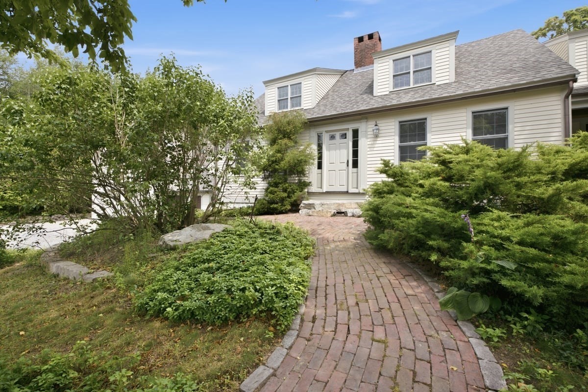 338 Clapp Road, Scituate, MA 02066