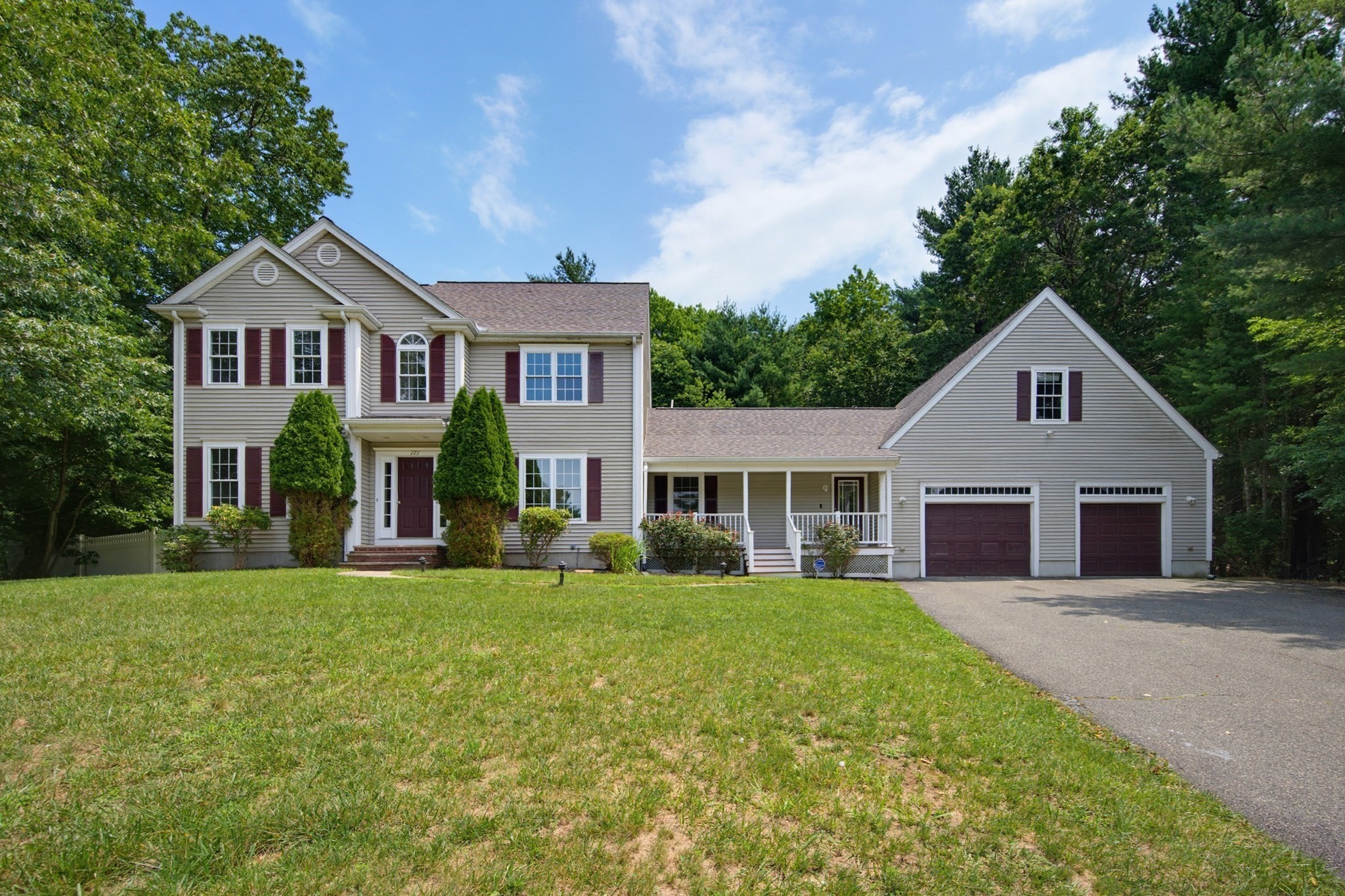 171 Buck Knoll Rd, Raynham, MA 02767
