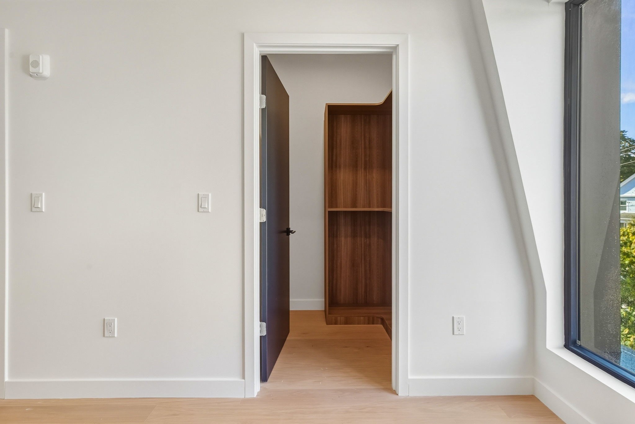 22 High Street Unit 6, Dorchester, Boston, MA 02122 - Image 15
