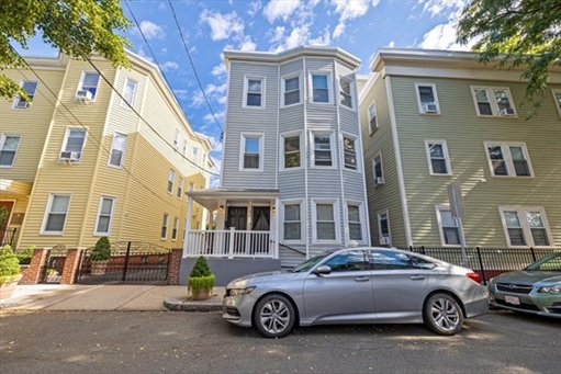 3 Palermo St, Apt 3