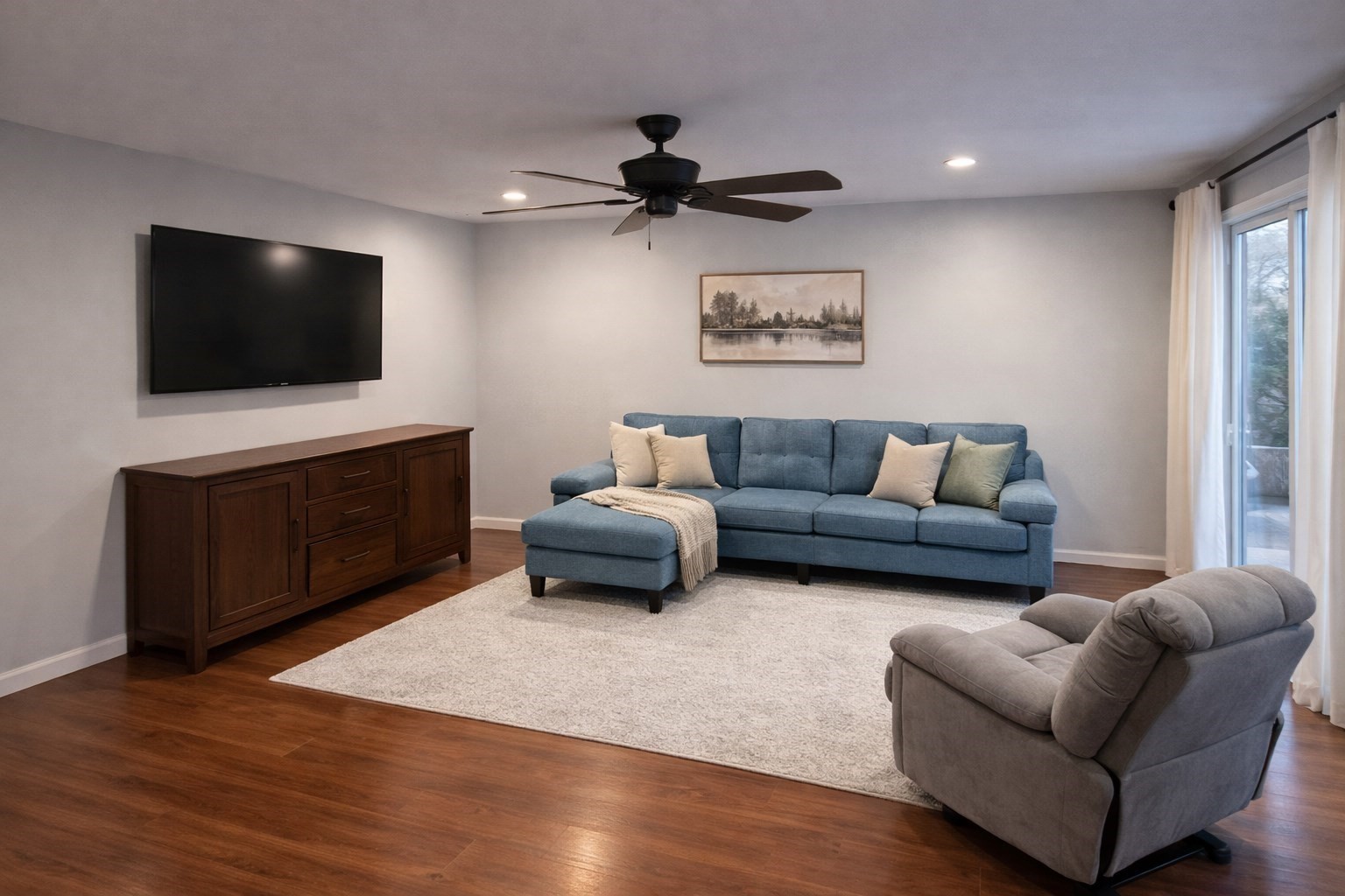 645 Robbins Ave Unit 52, Dracut, MA 01826
