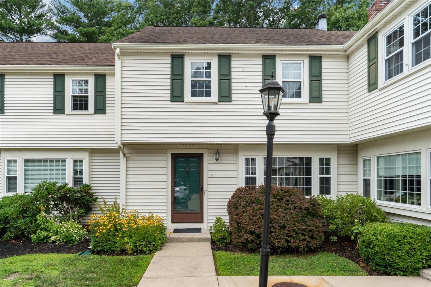 801 Washington St Unit 8, Pembroke, MA 02359