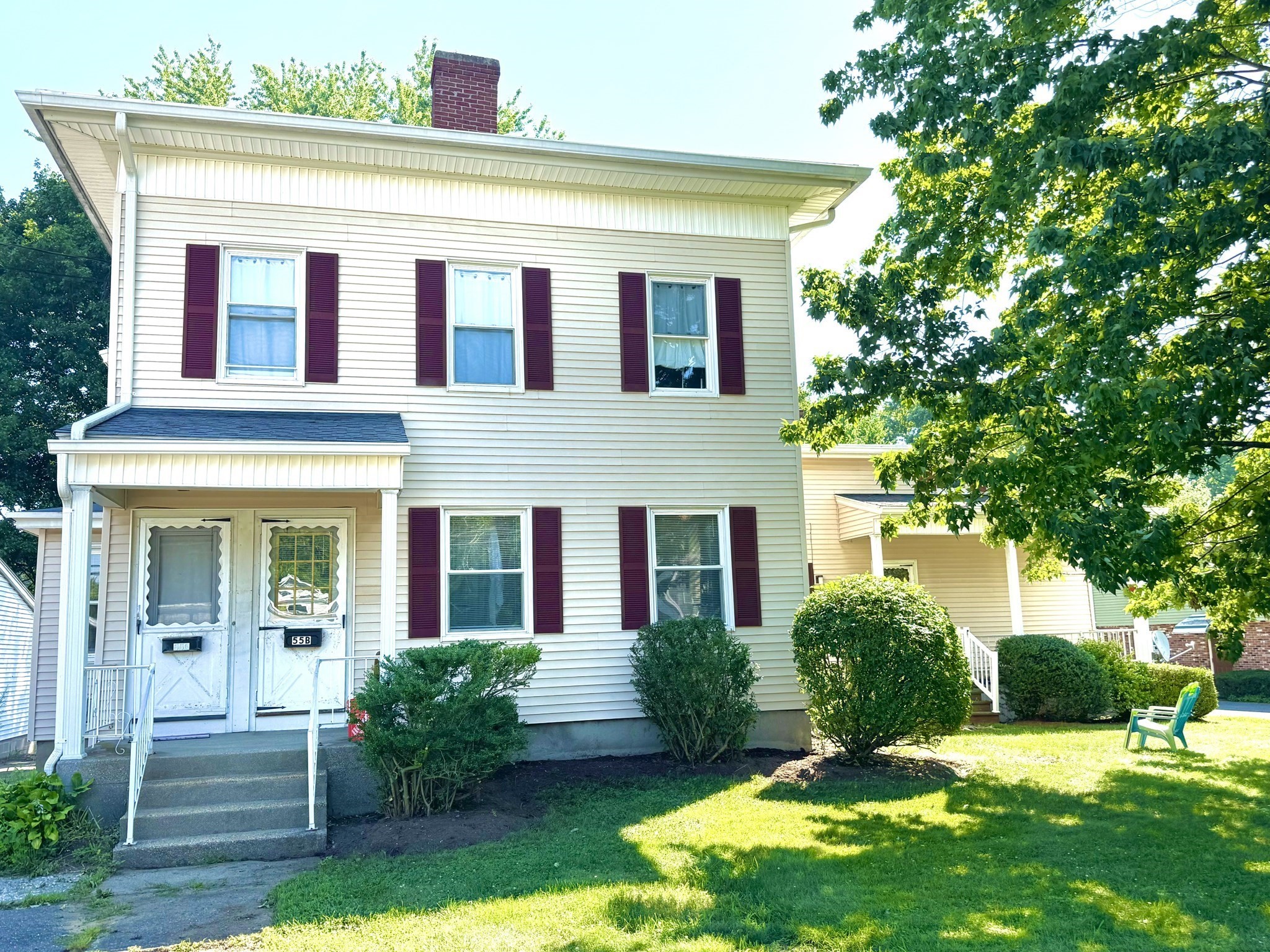 55 Northampton St, Easthampton, MA 01027