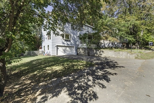 59 Norval Ave