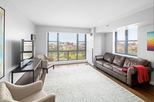 170 Tremont St, Apt 1801