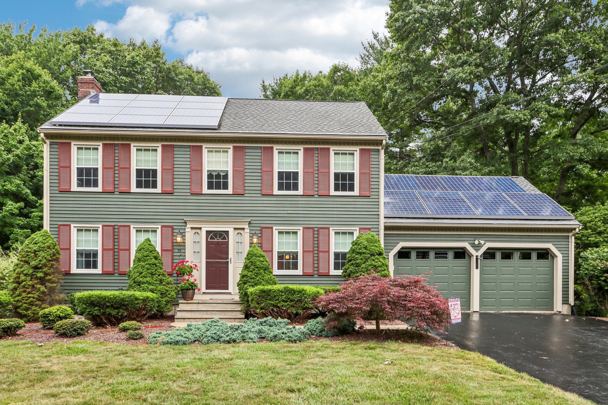 59 Oxford Dr, Franklin, MA 02038