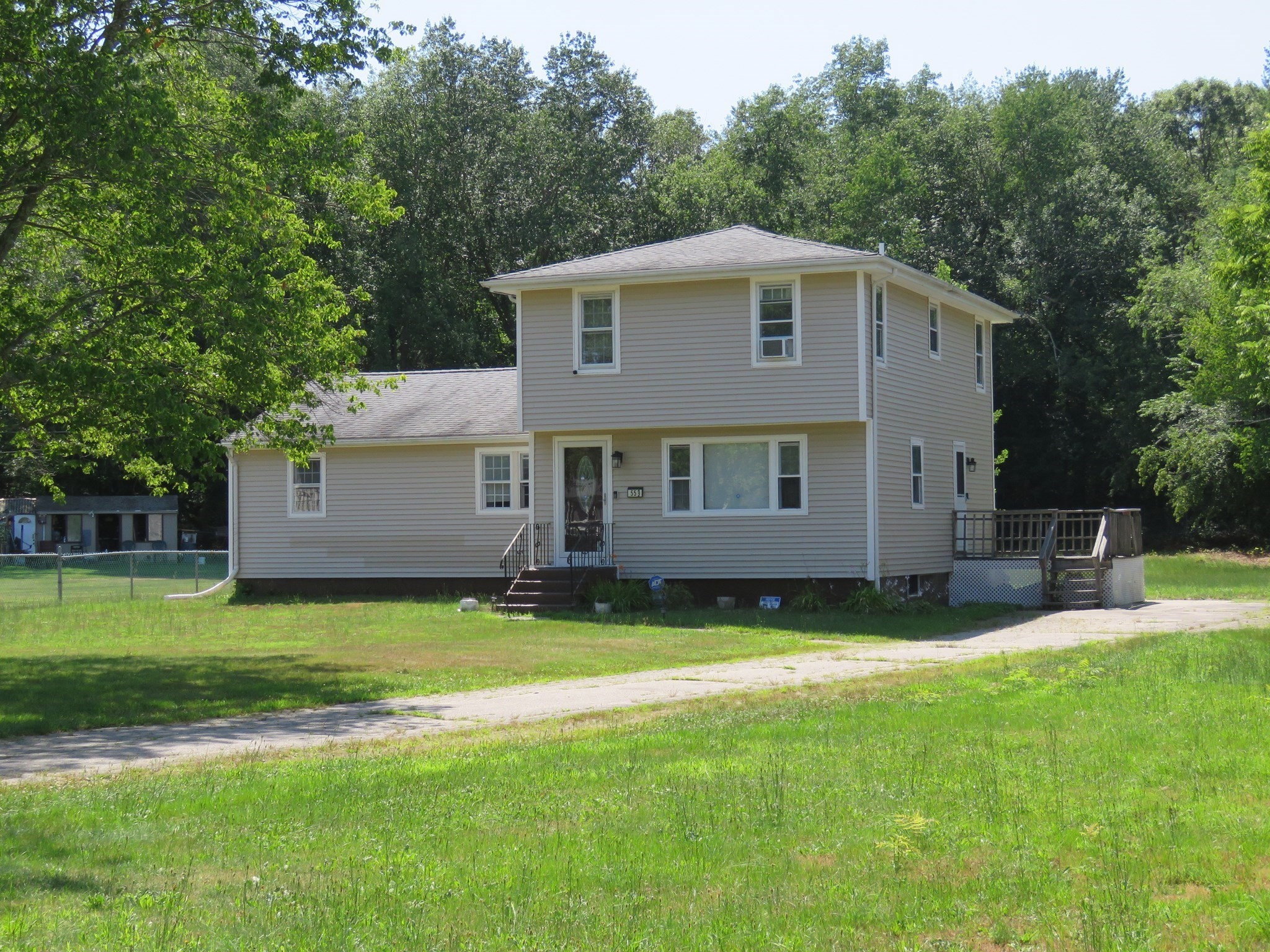 55 Liberty St, Taunton, MA 02718