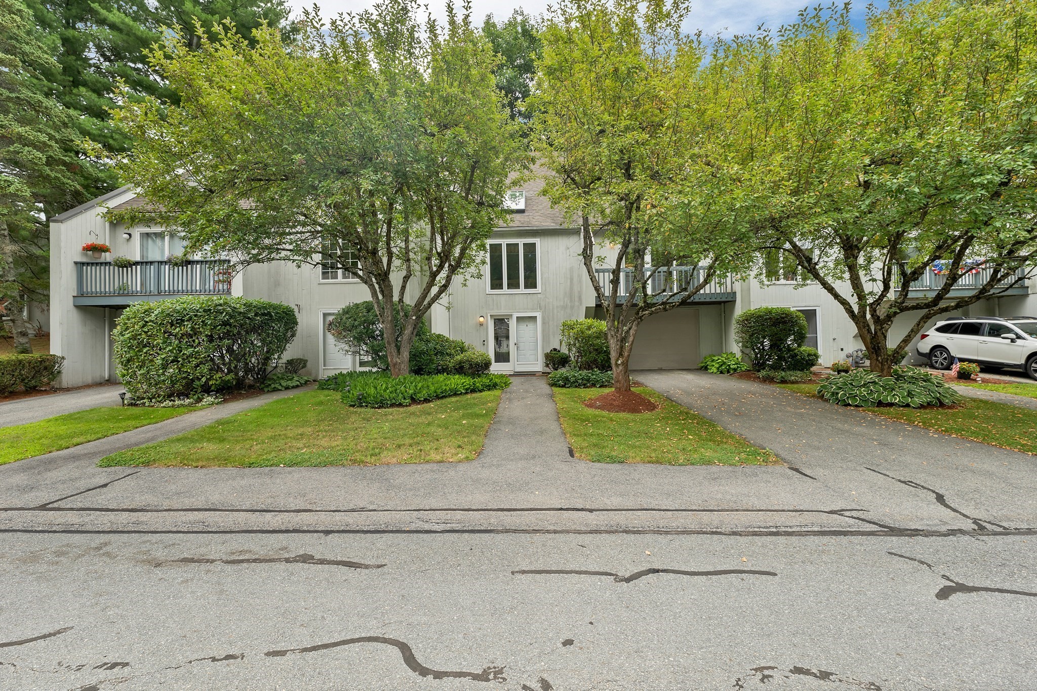 30 Woodland Park Dr Unit 30, Haverhill, MA 01830