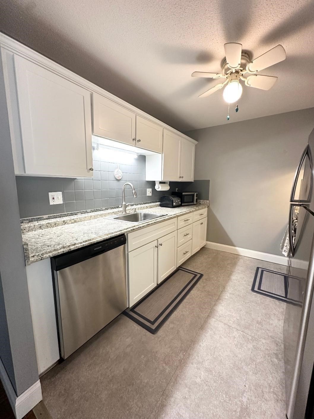 3 Greenbriar Drive Unit 204, North Reading, MA 01864 - Image 7