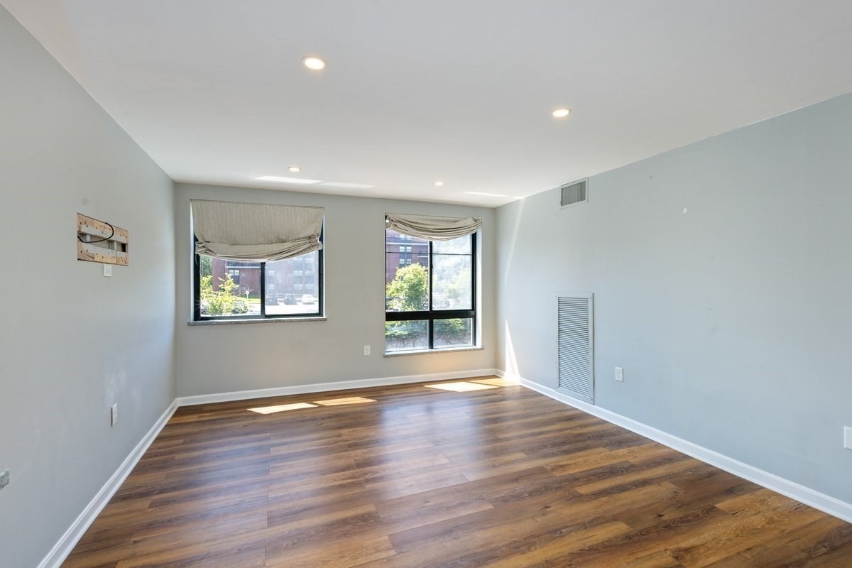 100 Ledgewood Dr Unit 410, Stoneham, MA 02180 - Image 13