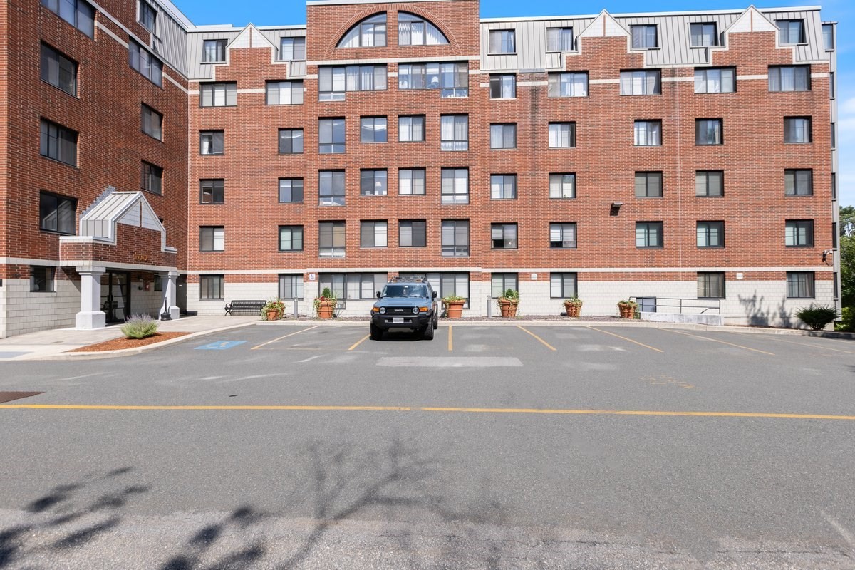 100 Ledgewood Dr Unit 410, Stoneham, MA 02180 - Image 28
