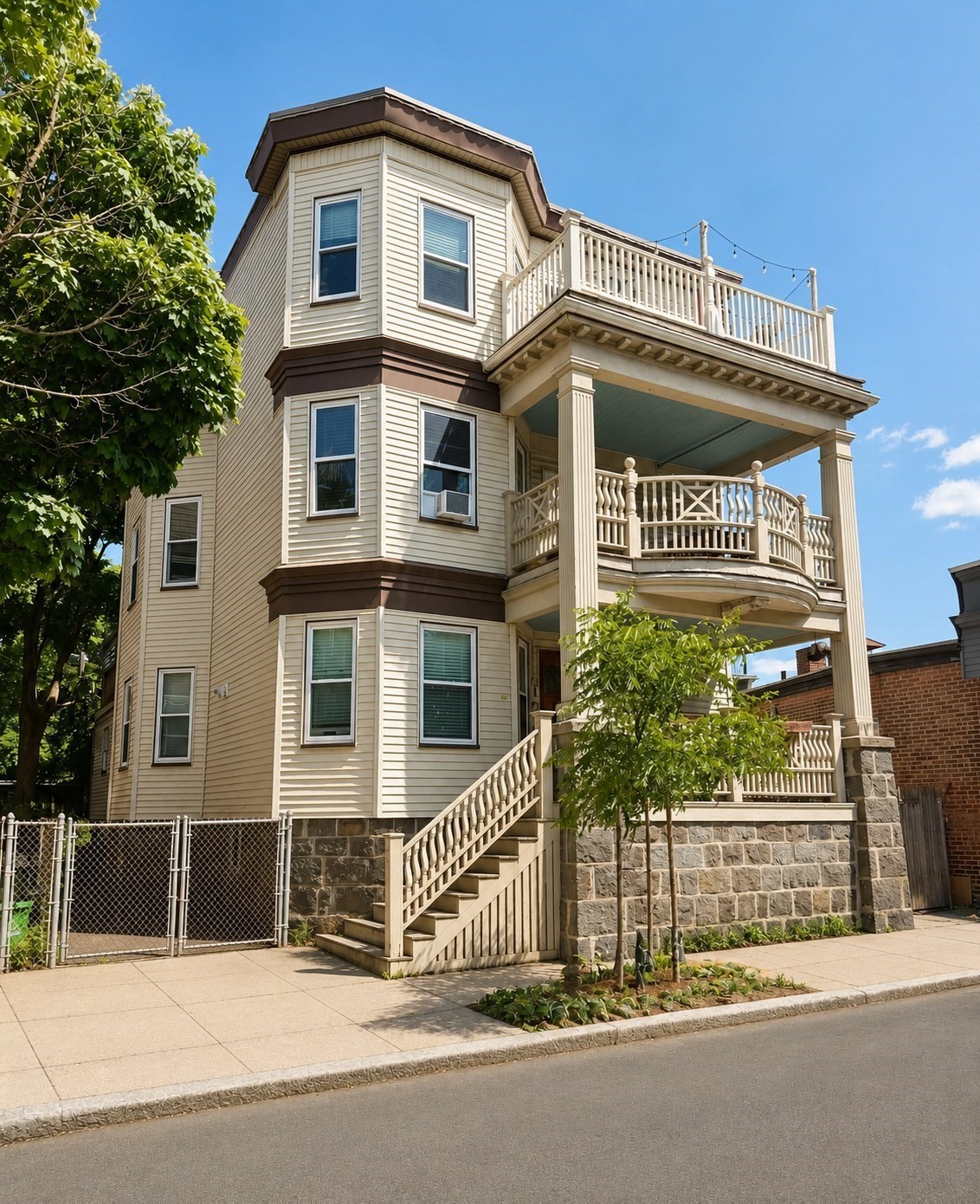 72 Bakersfield St Unit 1, Dorchester, Boston, MA 02125