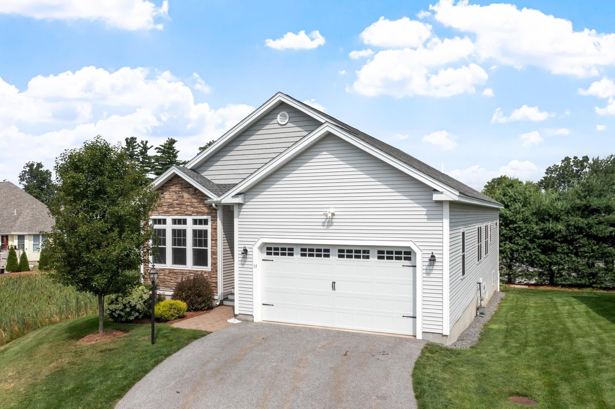 17 Country Club Circle Unit 17, Methuen, MA 01844