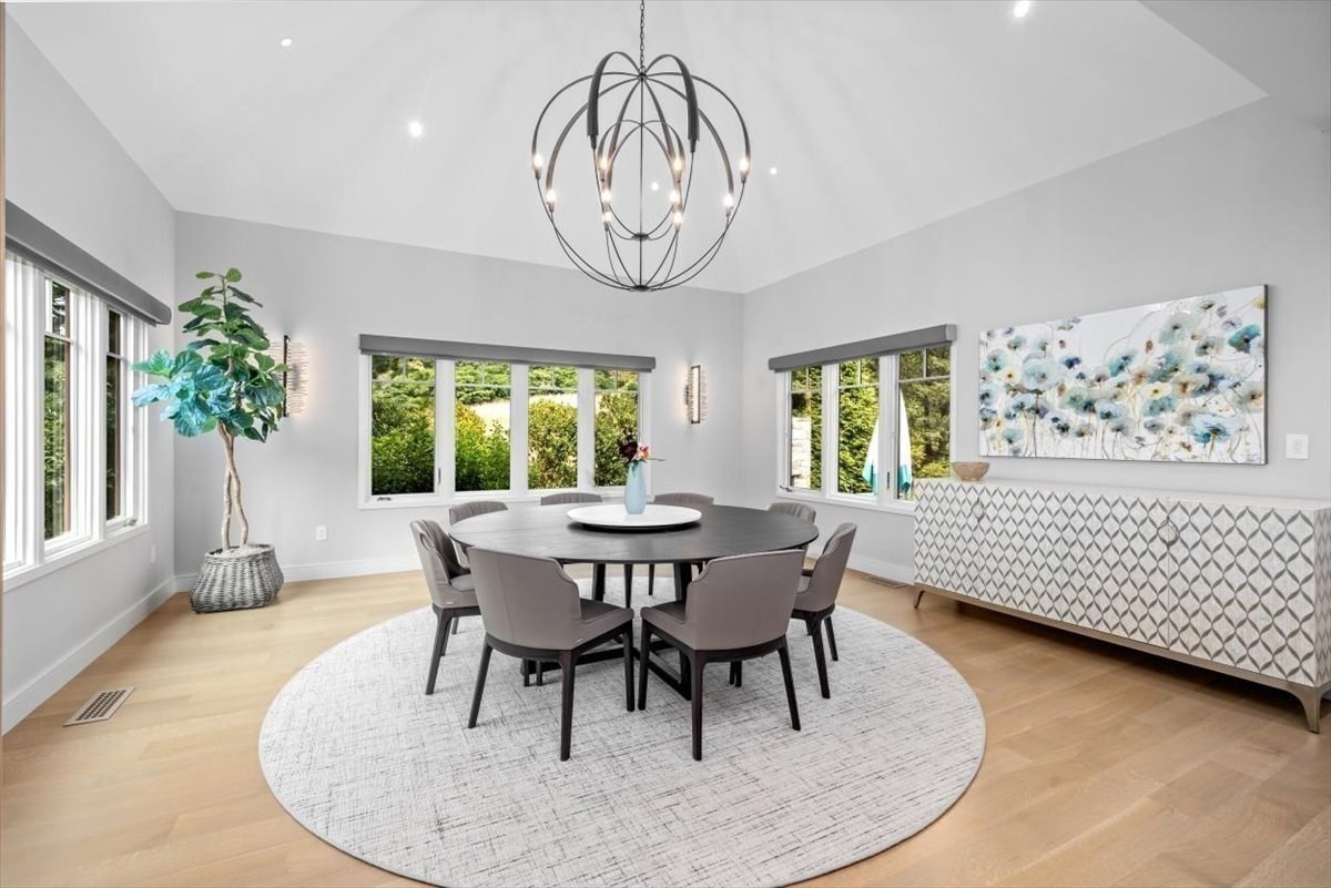 2 Black Rock Dr, Hingham, MA 02043