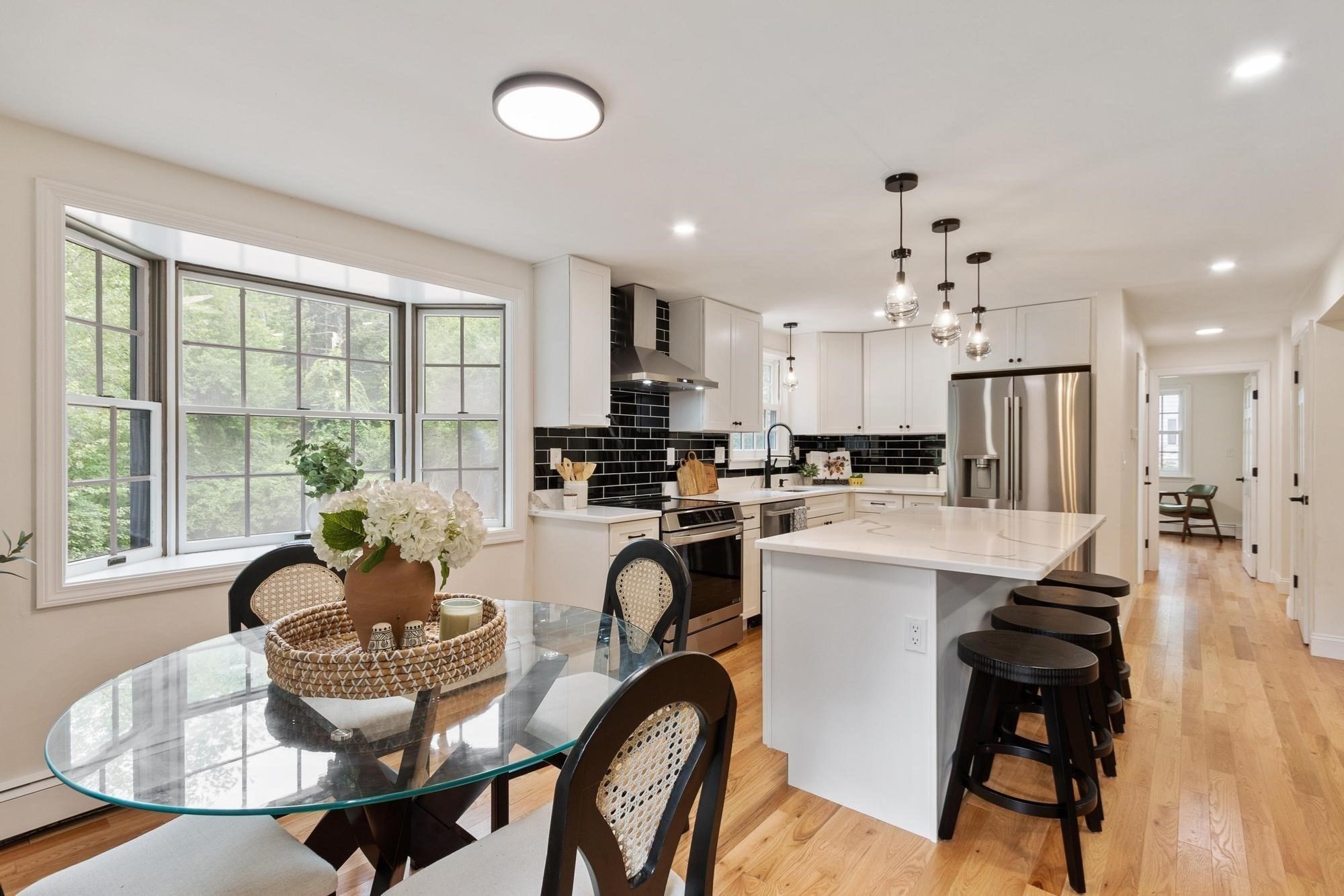 368 Hill Rd, Boxborough, MA 01719