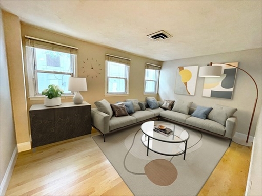 182 Cottage St, Apt 101