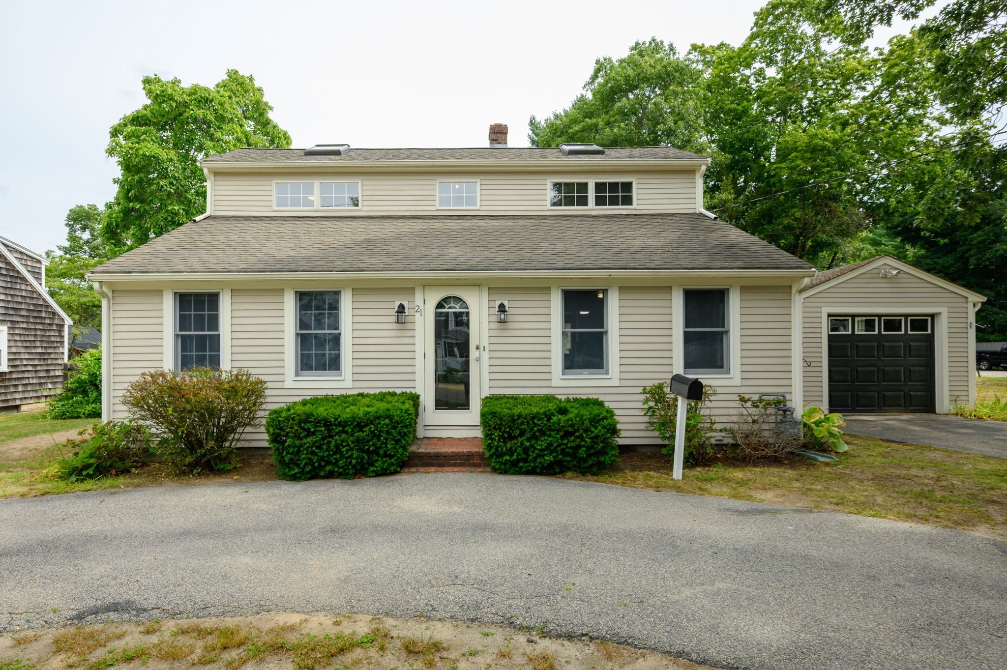21 Pembroke St, Kingston, MA 02364