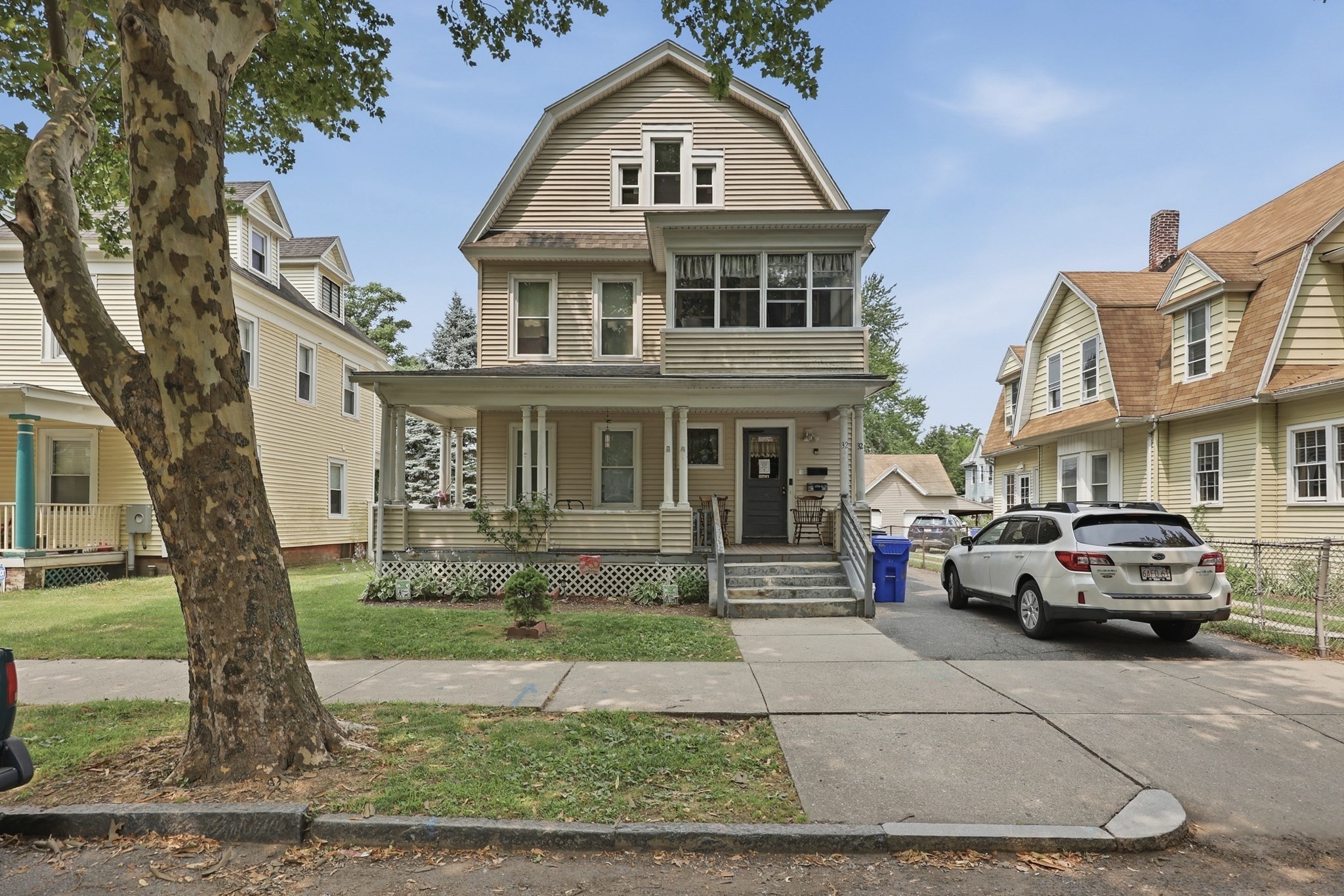 32 Kenwood Park, Springfield, MA 01108