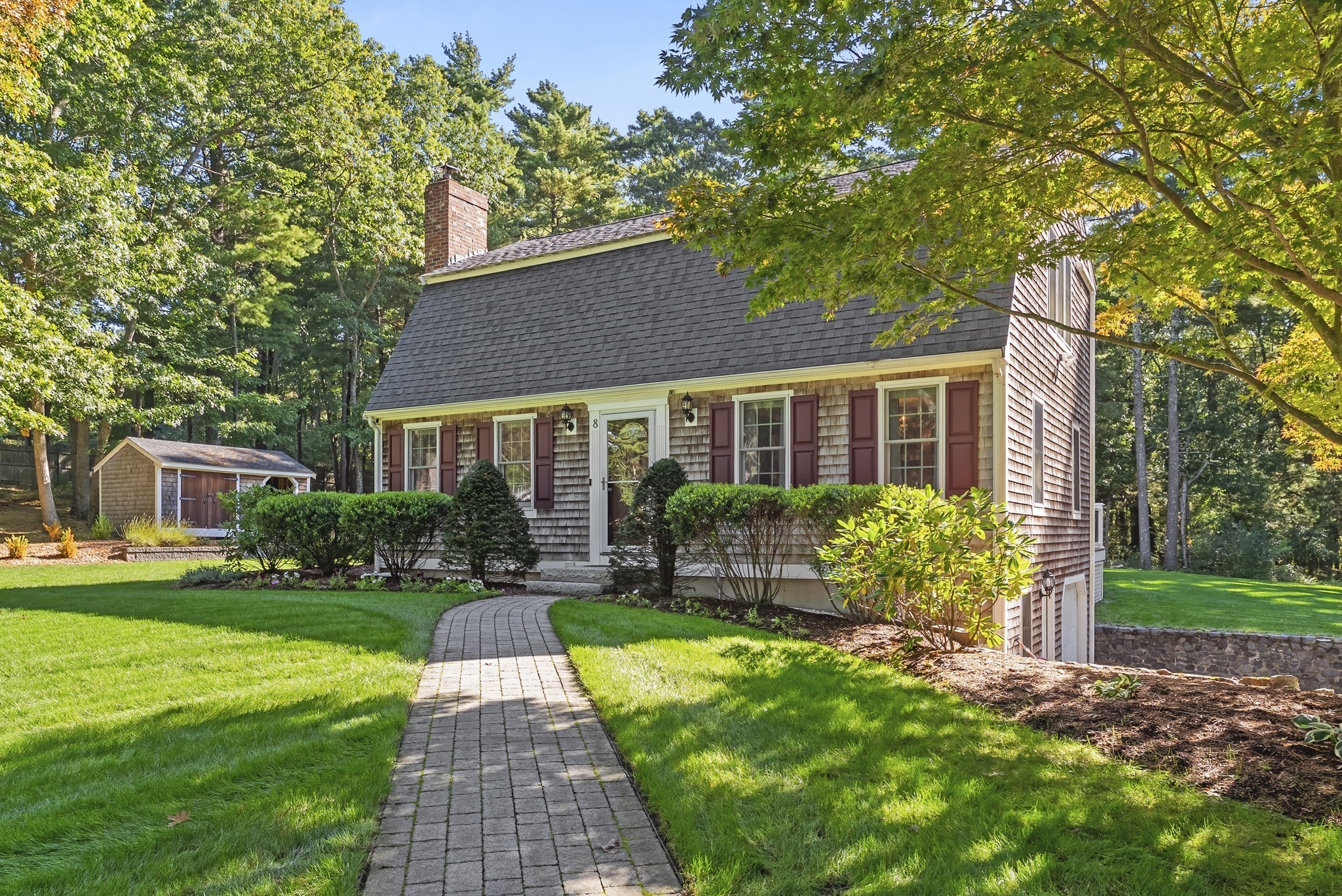 8 Copper Beech Drive, Kingston, MA 02364