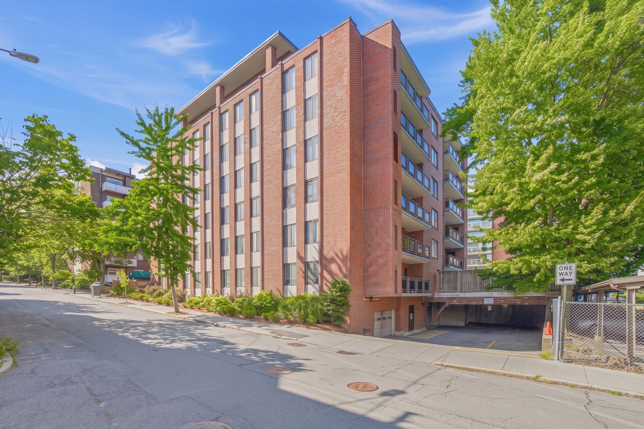 30 Stearns Road Unit 505, Brookline, MA 02446