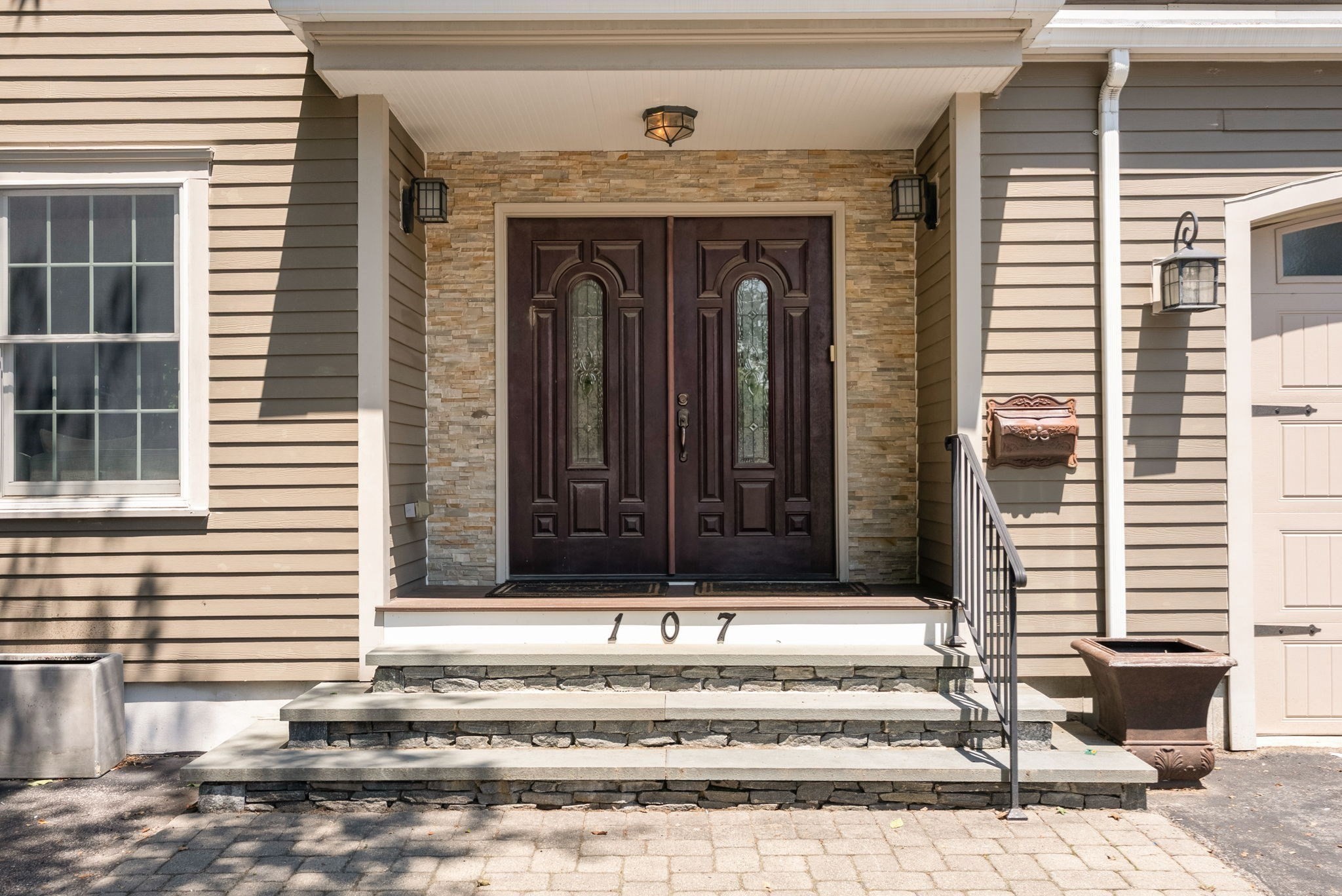 107 Rowe Street Unit 107, Newton, MA 02465