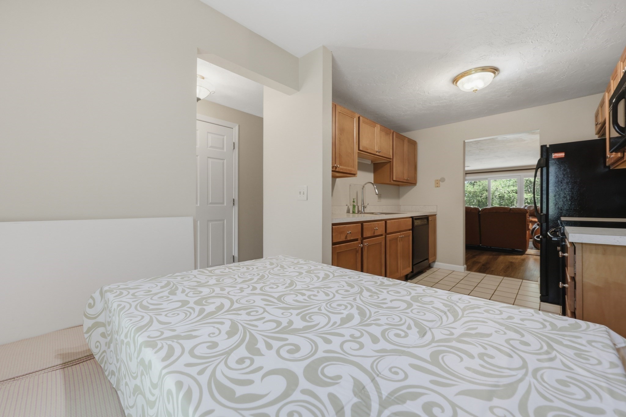 200 Ridgefield Circle Unit 200A, Clinton, MA 01510 - Image 12