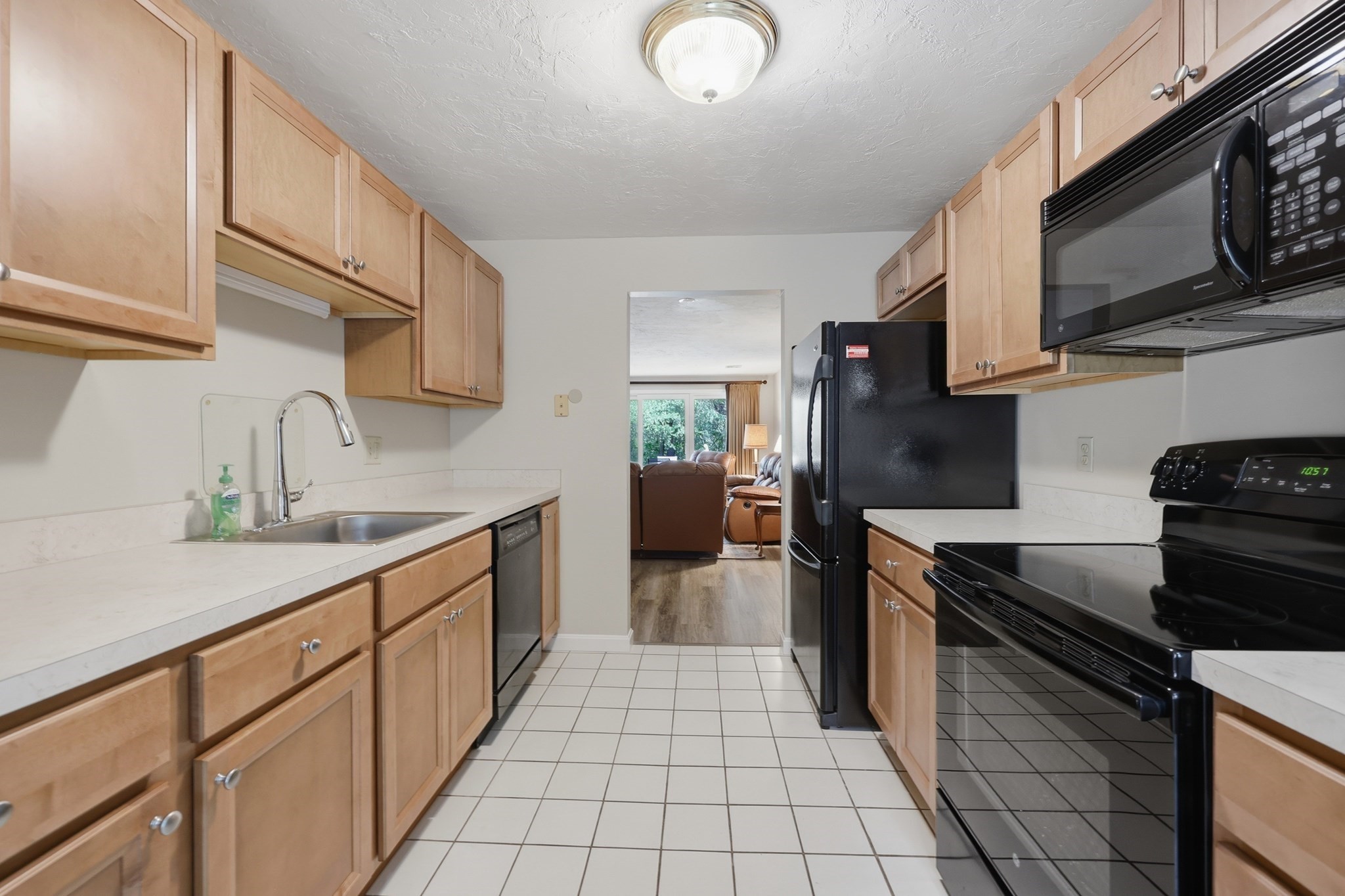 200 Ridgefield Circle Unit 200A, Clinton, MA 01510 - Image 9