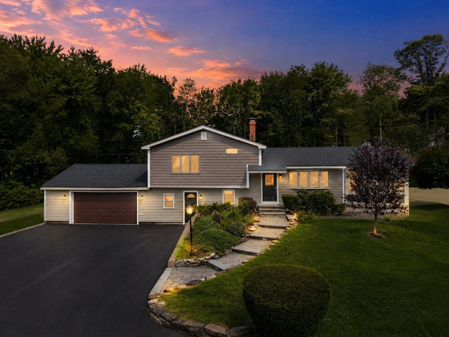 14 Clarence Street, Billerica, MA 01821