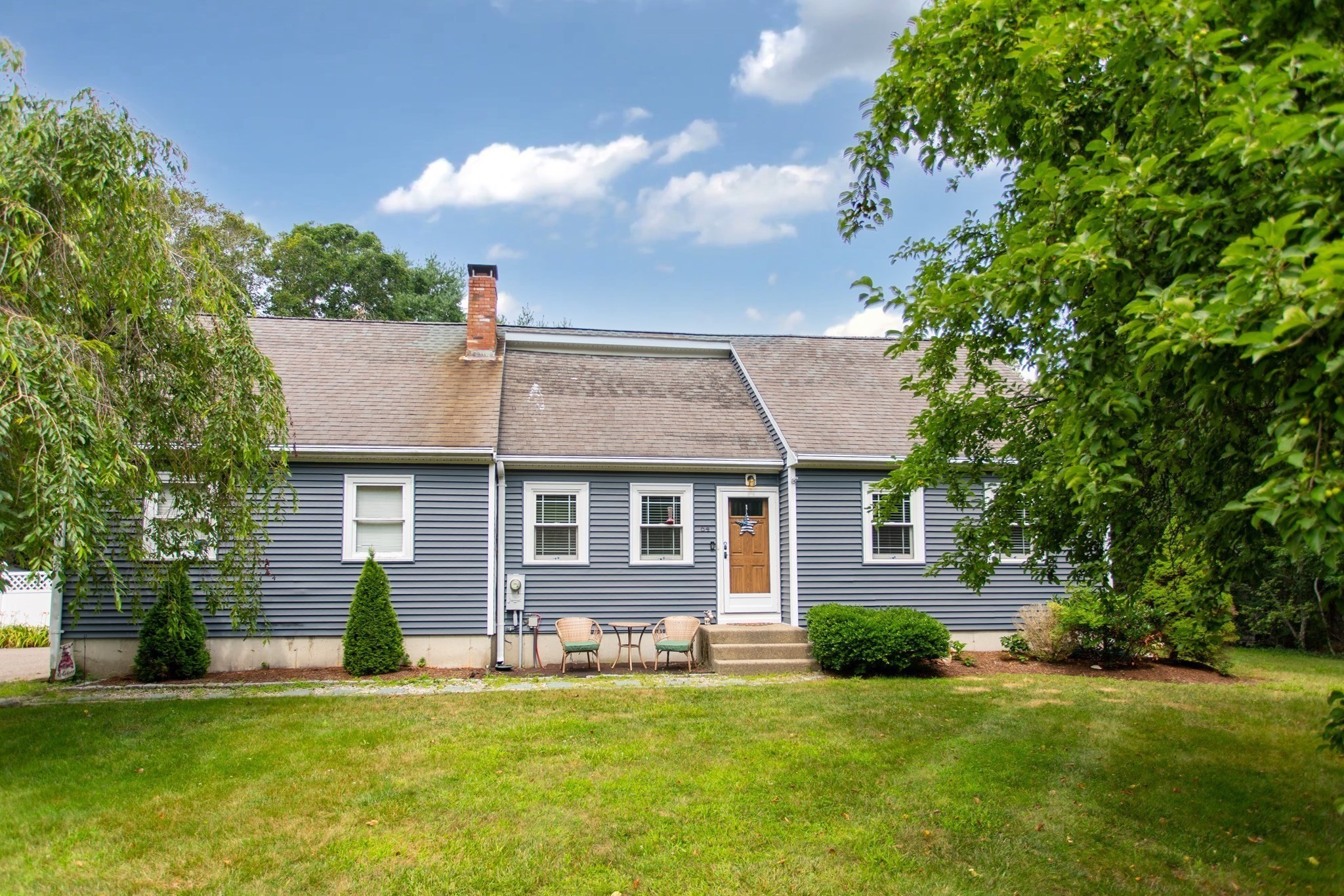 64 Dorothy Dr, Plymouth, MA 02360