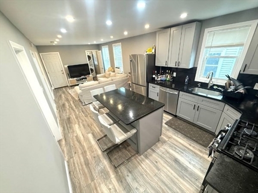 14 Vermont Ave., Apt 3