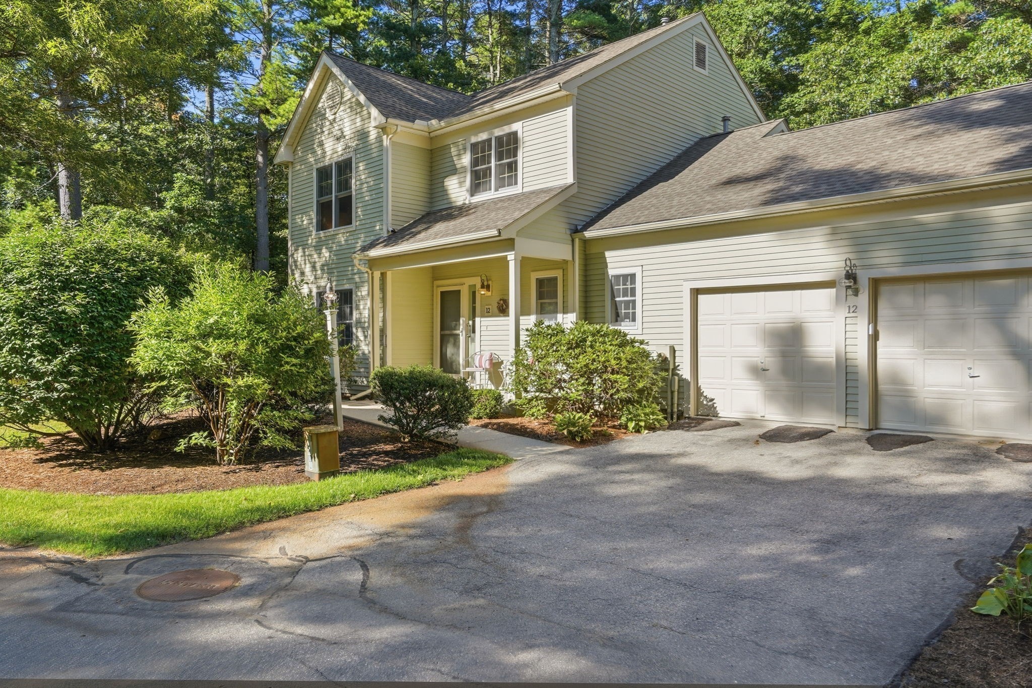 12 Chestnut Ln Unit 12, Bedford, MA 01730