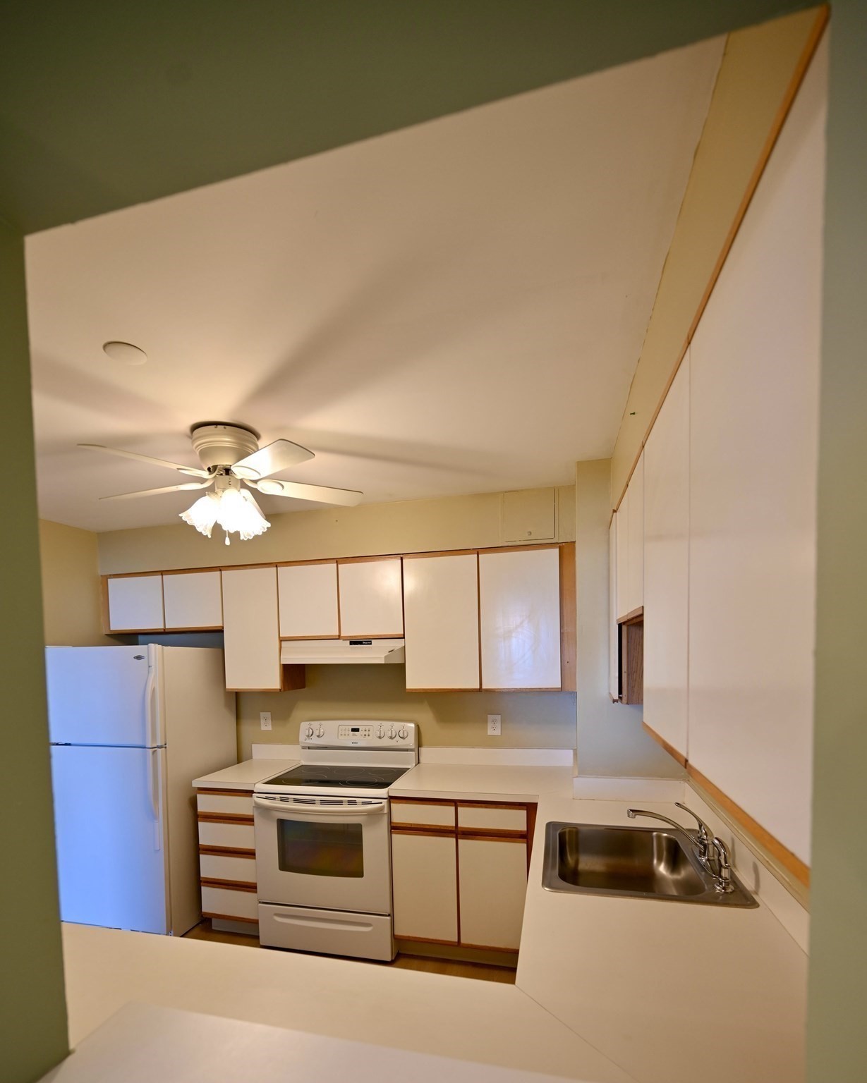 30 Chelsea St Unit 804, Everett, MA 02149 - Image 14
