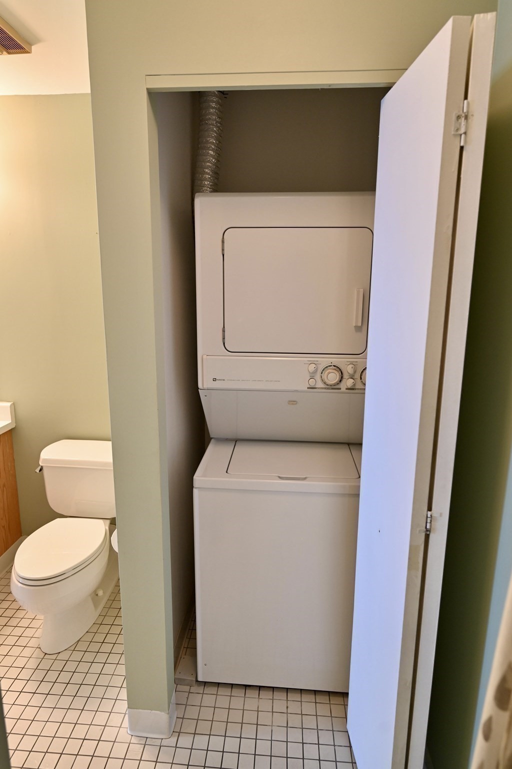30 Chelsea St Unit 804, Everett, MA 02149 - Image 25