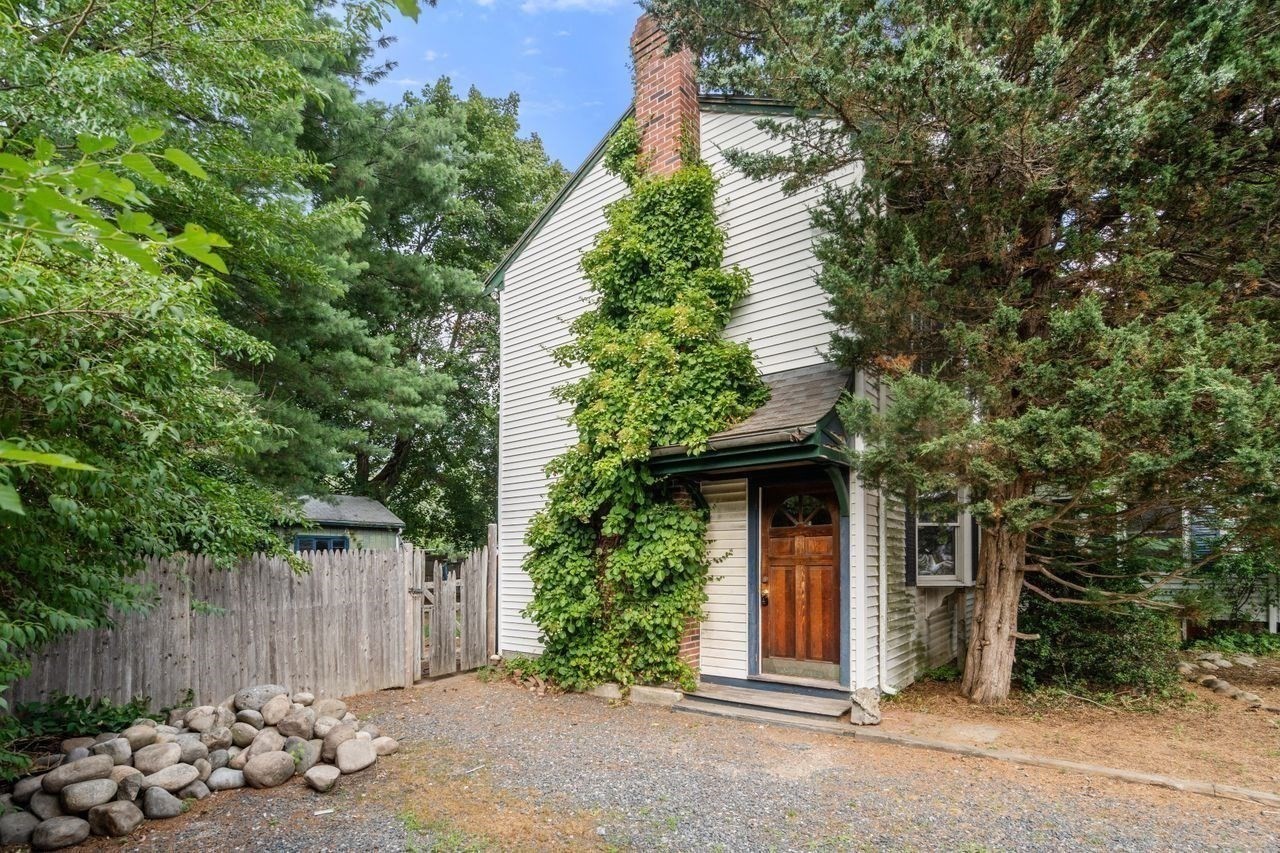 10 Willard St, Wayland, MA 01778 - Image 2