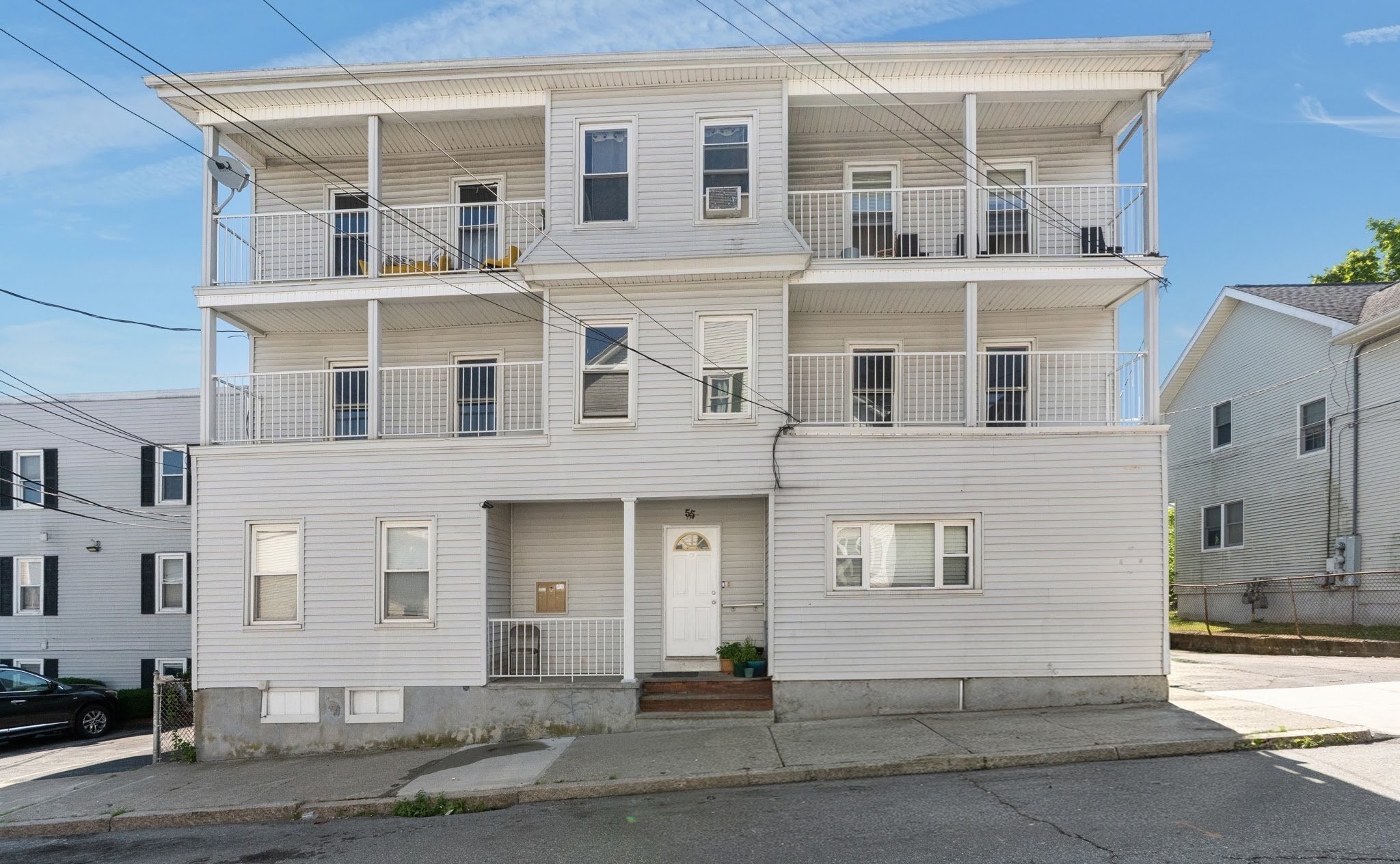 554 Third St, Fall River, MA 02721