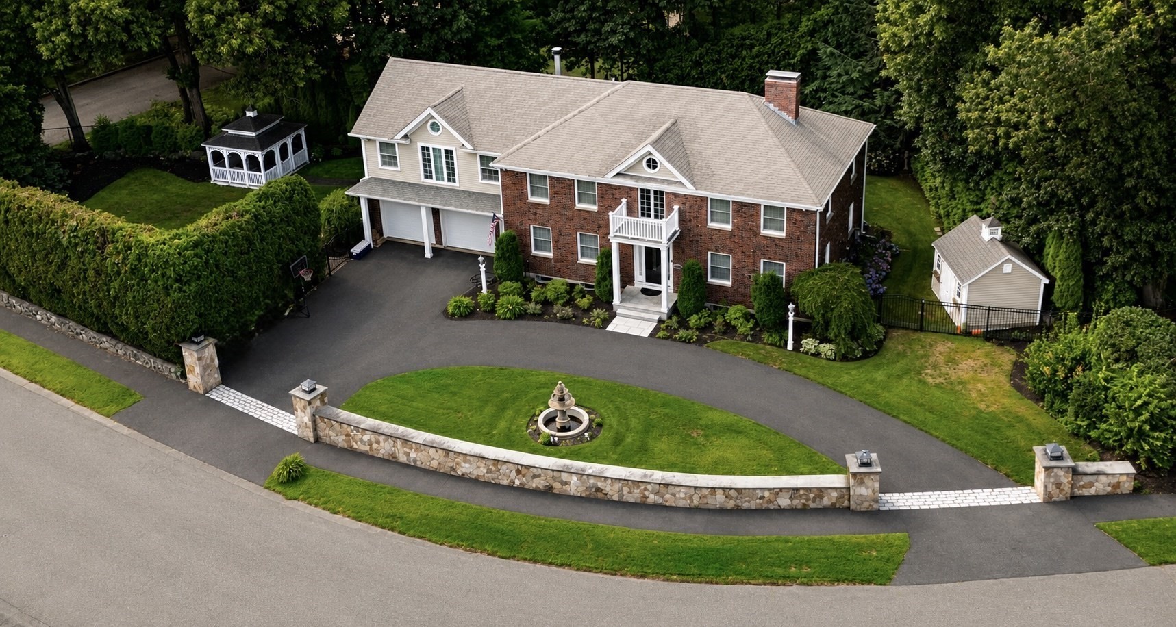 10 Juniper Hill Road, Waltham, MA 02452