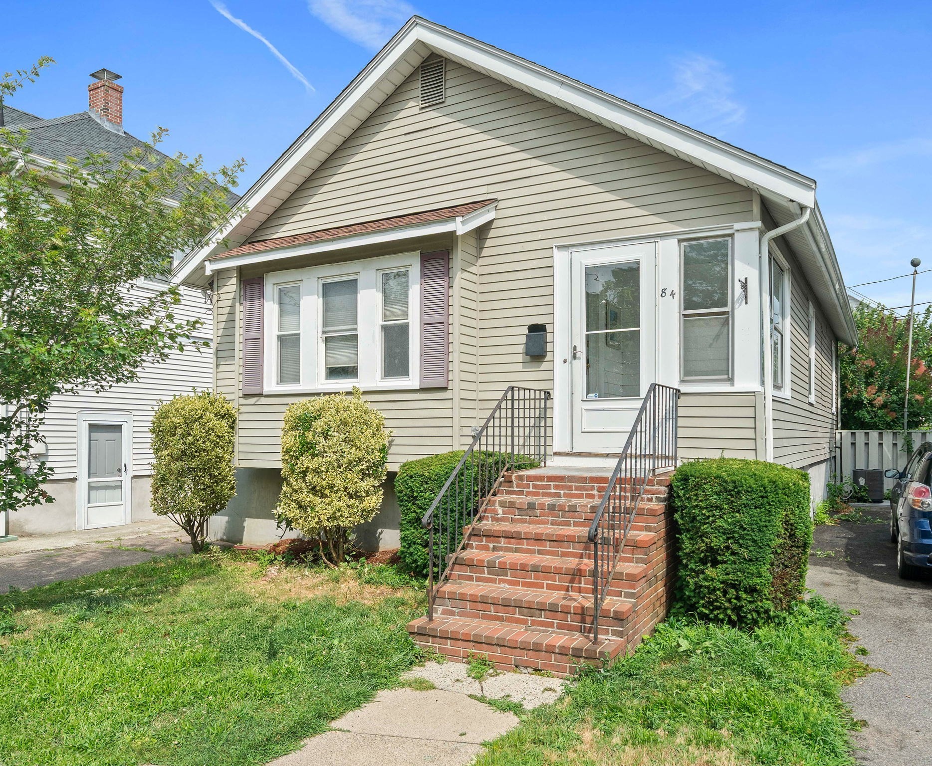 84 Alstead Street, Quincy, MA 02171