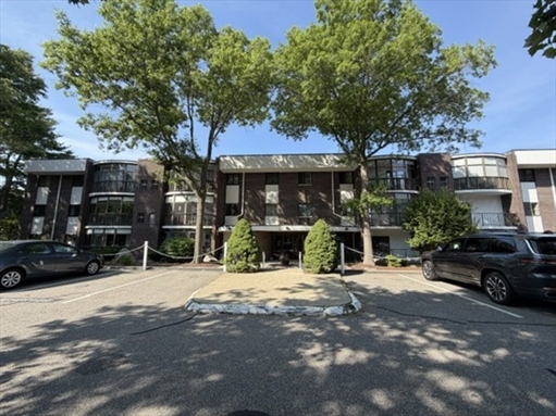 58 South St., Apt 109