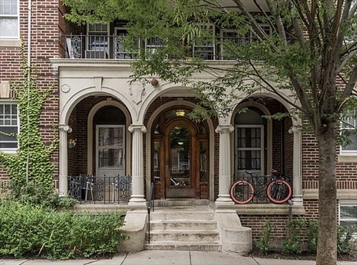 14 Melvin Ave, Apt 4