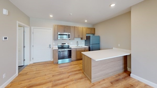 100 Revere, Apt 504