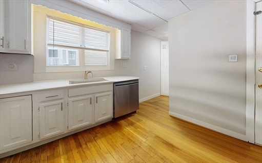 5 Edgar Terrace, Apt 1