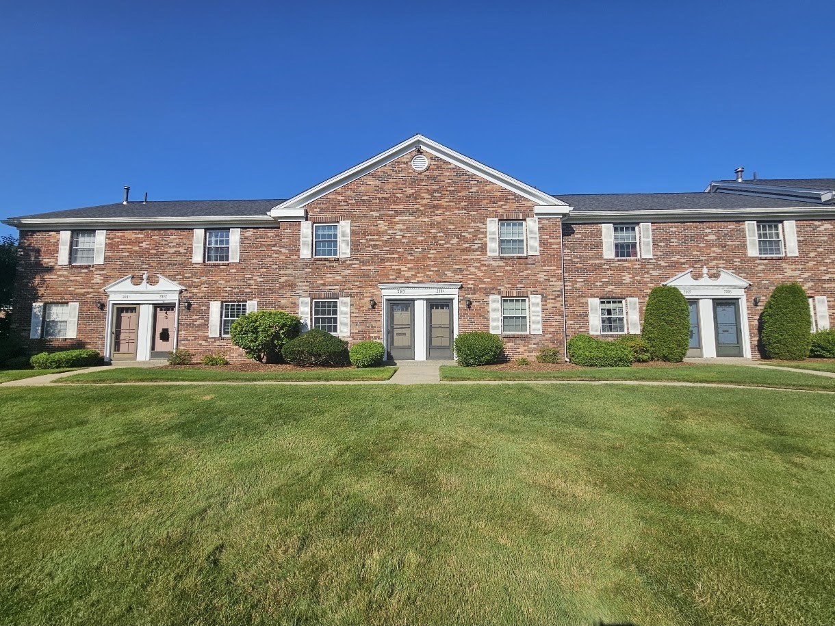 2003 Windsor Drive Unit 2003, Framingham, MA 01701