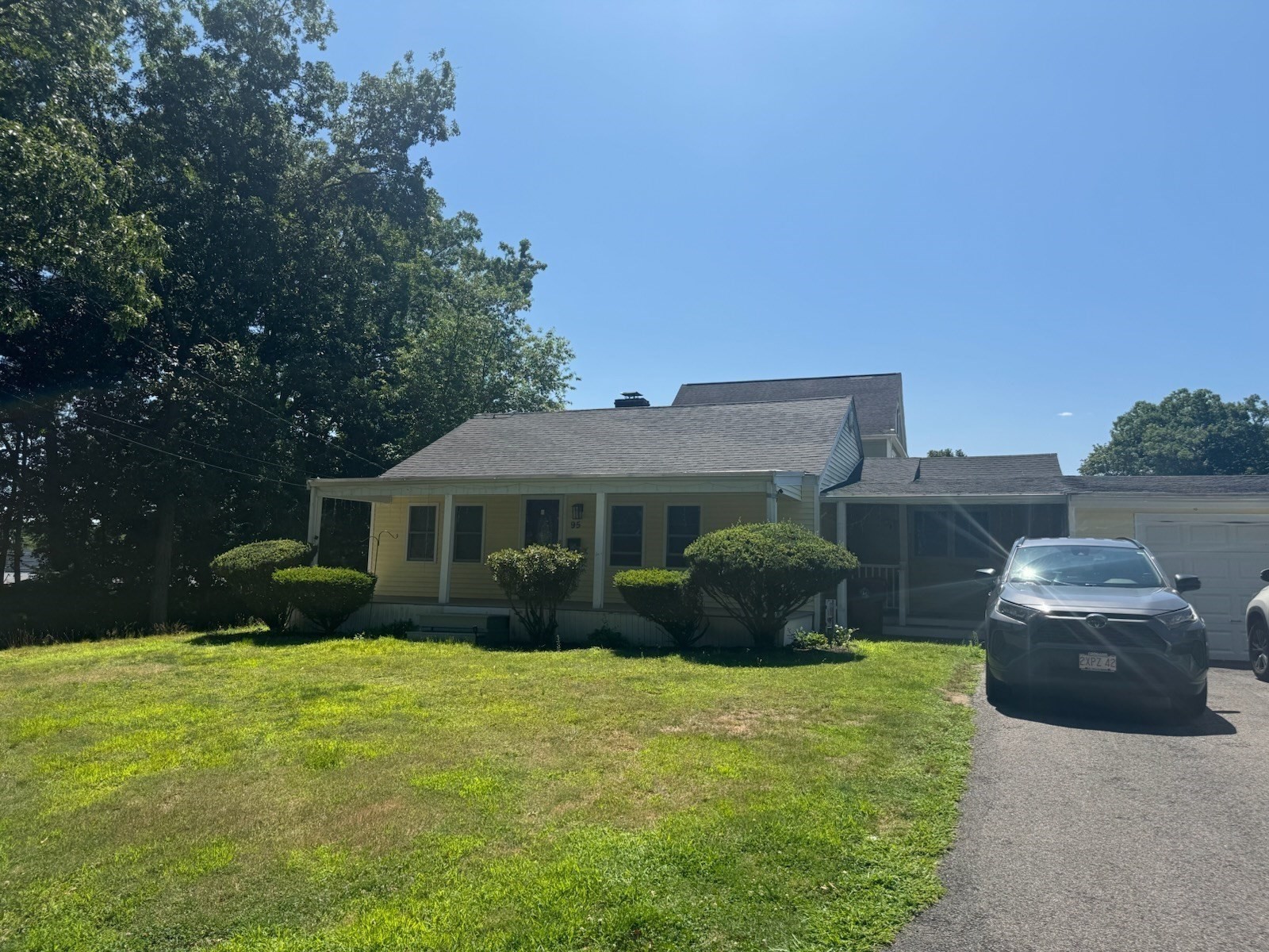 95 Augustine St, Brockton, MA 02301