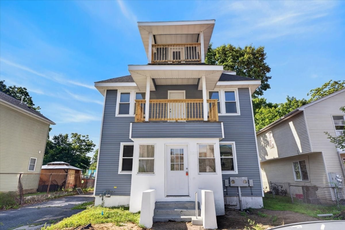 229 Quincy St, Springfield, MA 01109