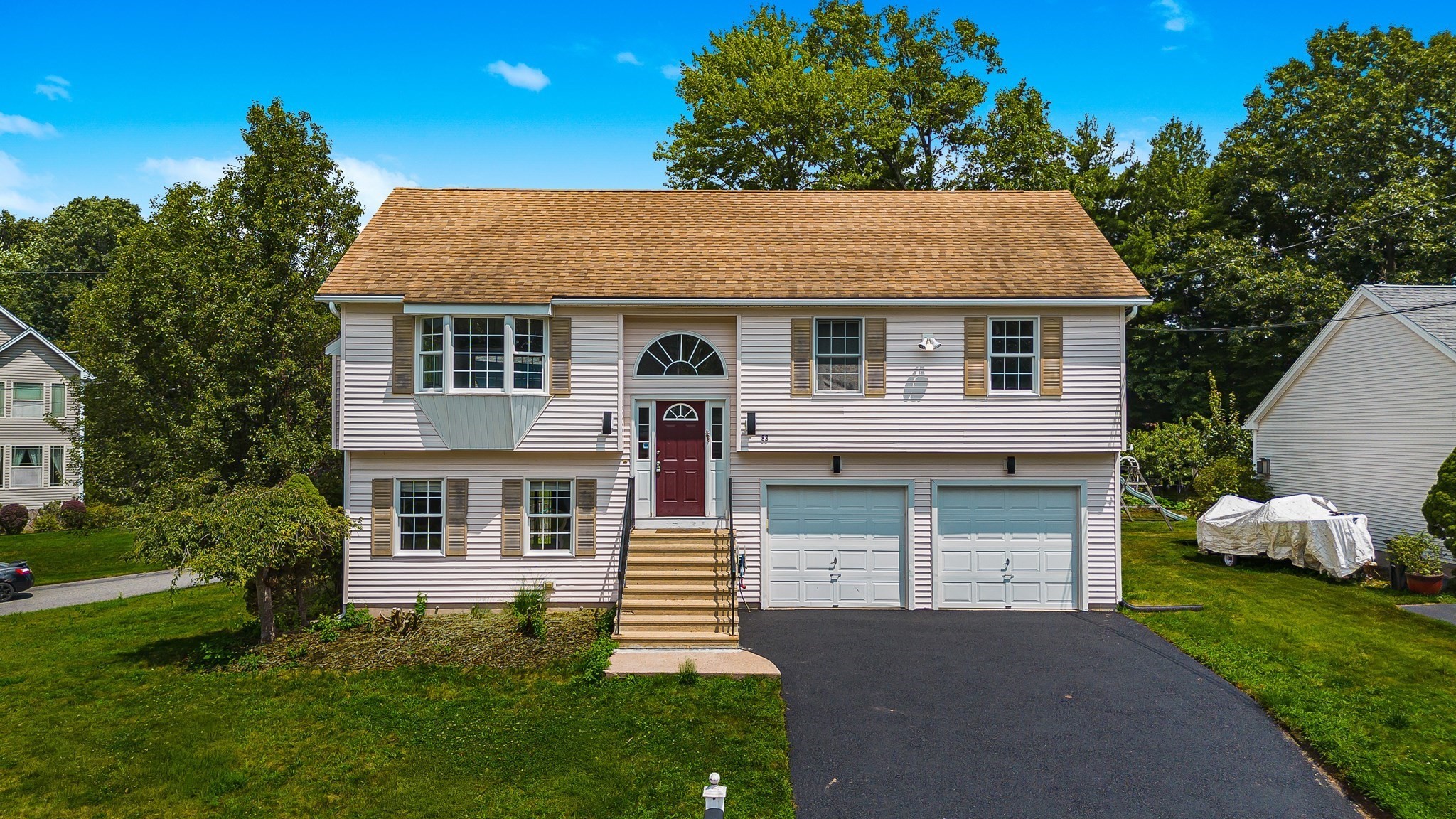 83 Waterman Ave, East Longmeadow, MA 01028