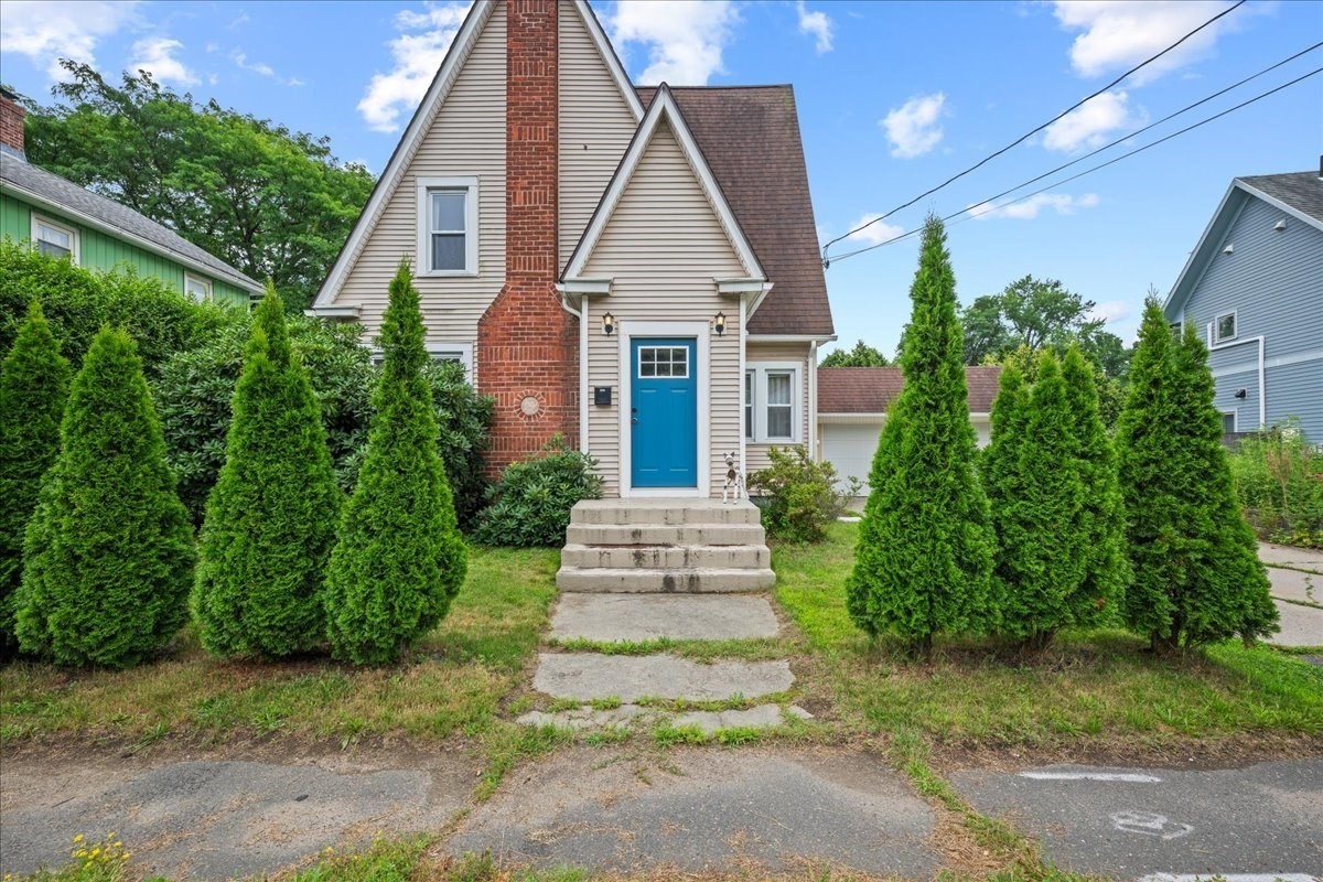 374 South St, Northampton, MA 01060