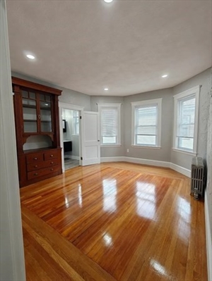 830 Fellsway, Apt 1