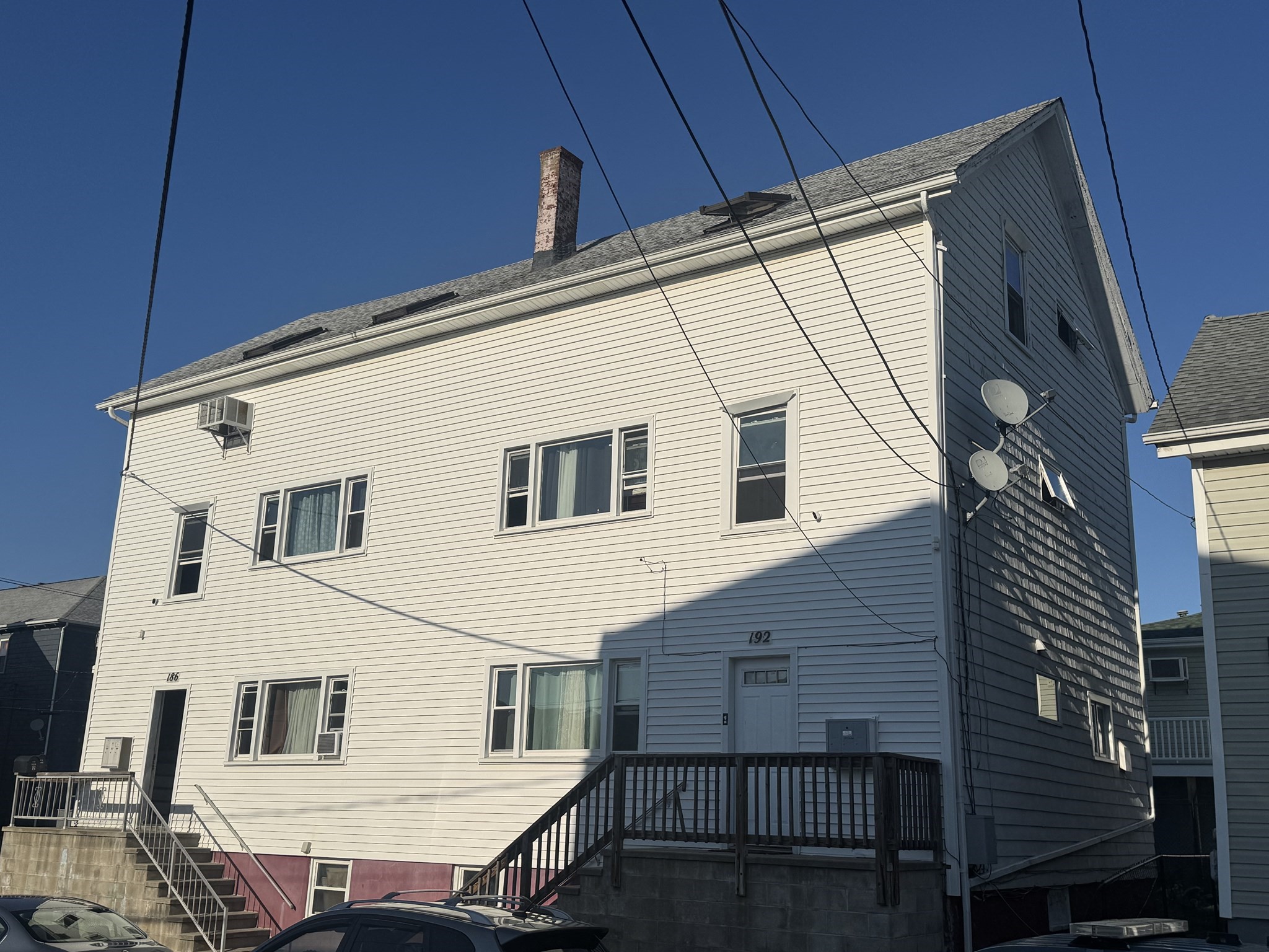 186 Fountain St, Fall River, MA 02721