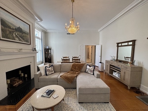 600 Washington St, Apt 2