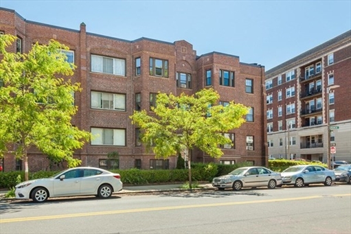 108 Washington St, Apt 3rd Fl U11